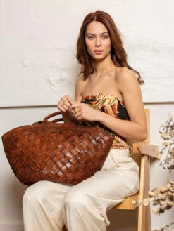 Leather Heritage Shoulder Bag BIBA